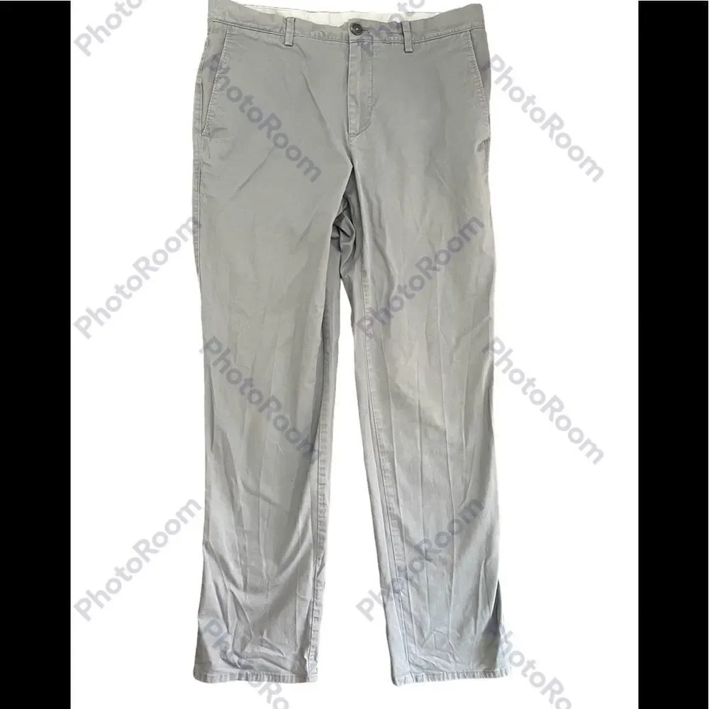 Calvin Klein The Casual Stretch Chino, gray, size 32/32 .